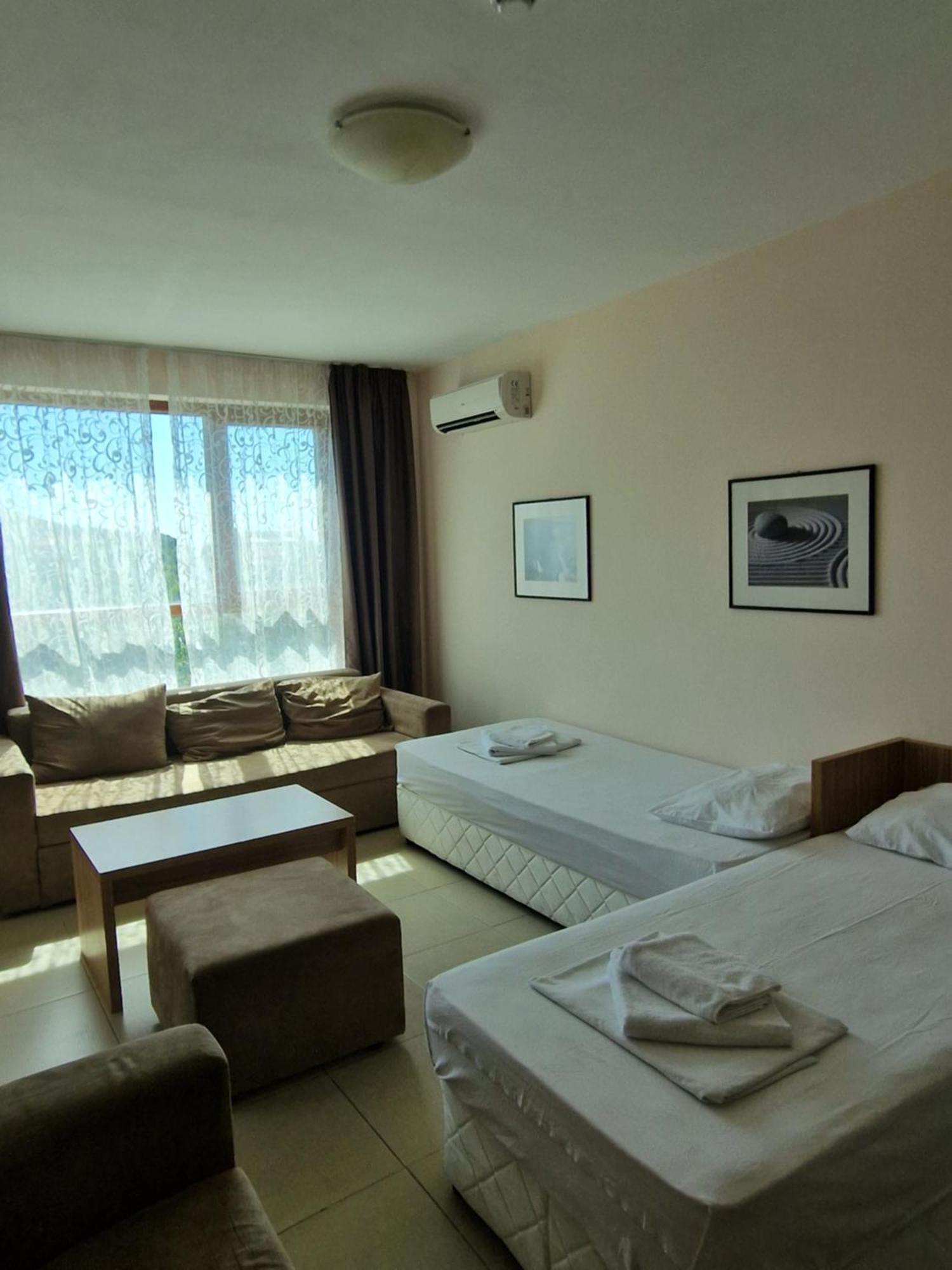 Александра Hotel Sveti Vlas Exterior photo