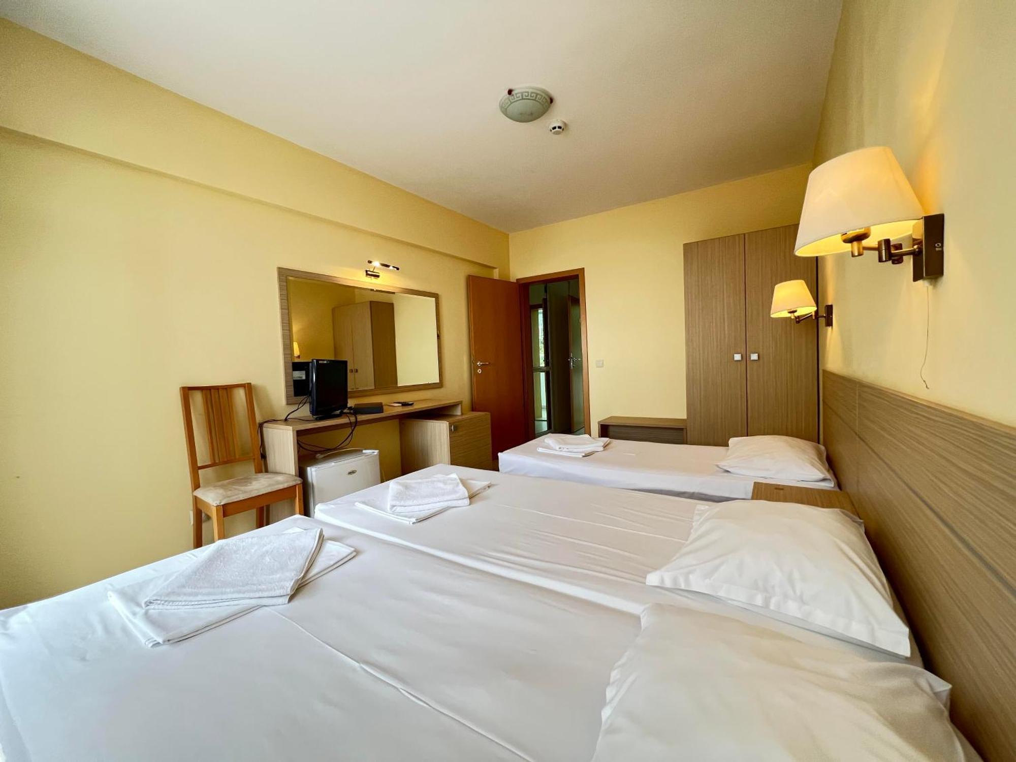 Александра Hotel Sveti Vlas Exterior photo
