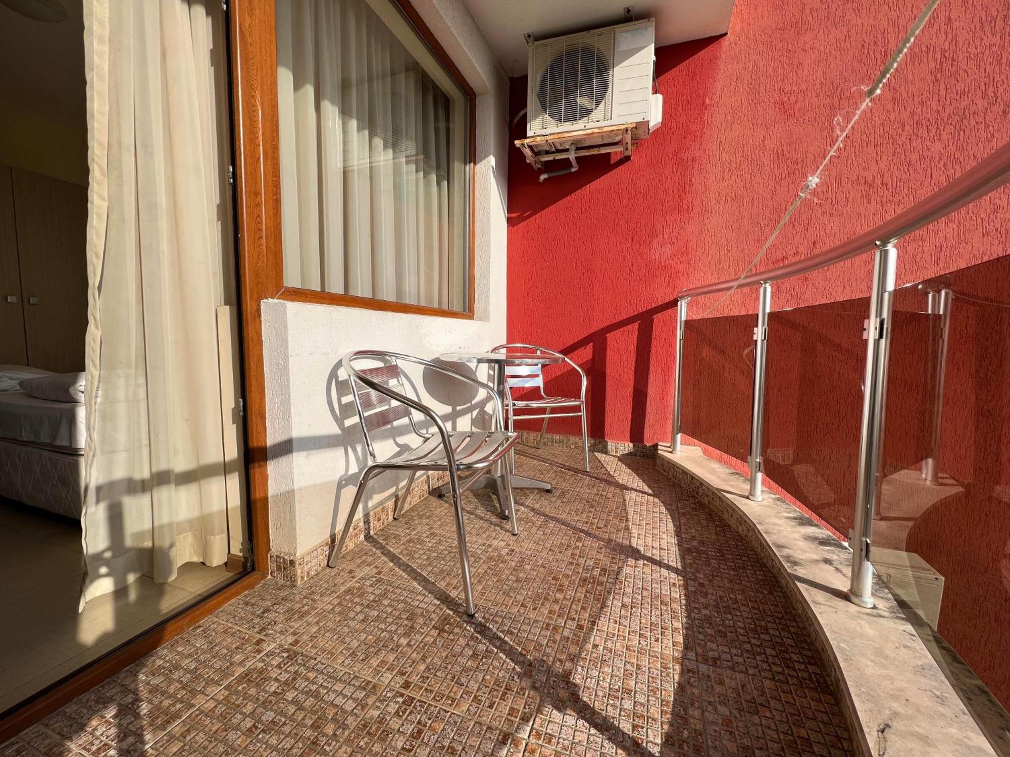 Александра Hotel Sveti Vlas Exterior photo